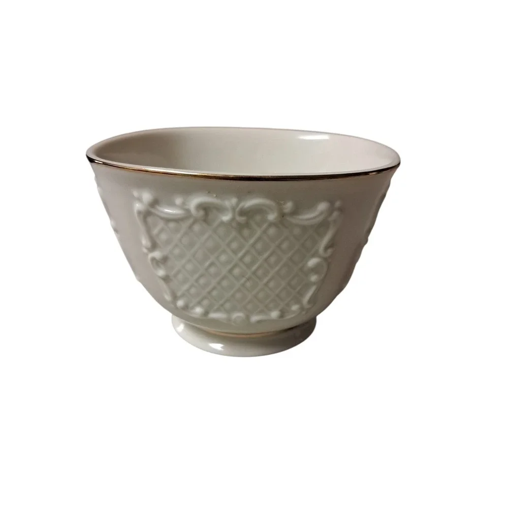 🌟 Vintage LENOX Canterbury Square Nut or‎ Trinket Dish Bowl GOLD TRIM